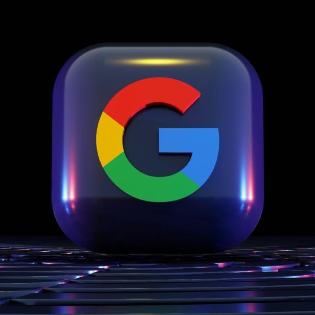 Wir erklären euch, wie ihr die lästigen und oft falschen KI-Zusammenfassungen bei der Google-Suche deaktivieren könnt.